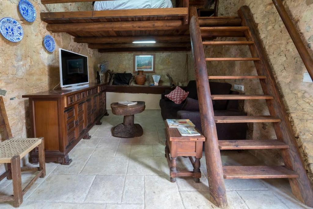 Ferienhaus Rustic With Private Pool And Private Garden