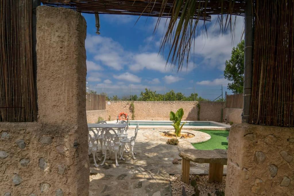 Rustic With Private Pool And Private Garden